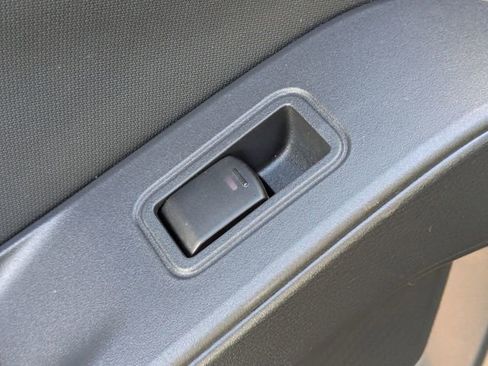 Used 2022 Nissan Frontier SV image 29