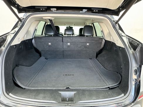 Used 2018 Nissan Murano SL w/ Midnight Edition Package FWD image 17