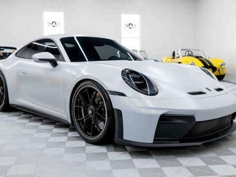Used 2026 Porsche 911 GT3 RWD image 3