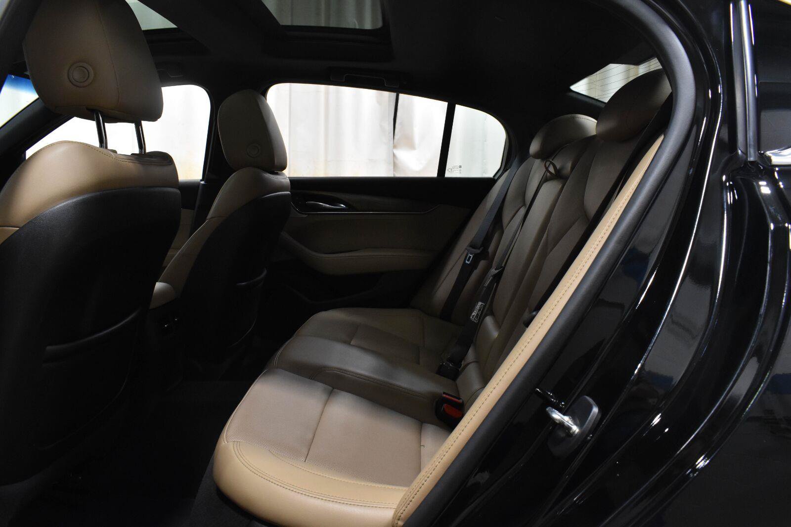 Used 2022 Cadillac CT5 Premium Luxury AWD/4WD image 4