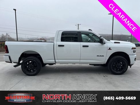 New 2026 RAM 2500 Big Horn AWD/4WD image 21
