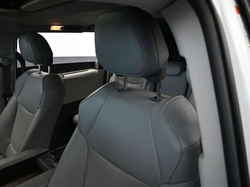 Used 2021 Toyota Sienna XLE image 17