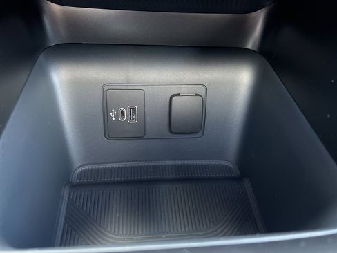 New 2026 Ford Maverick XLT image 22