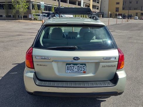 Used 2005 Subaru Outback 2.5i image 8