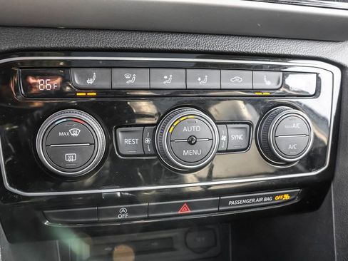 Used 2022 Volkswagen Atlas SEL image 26