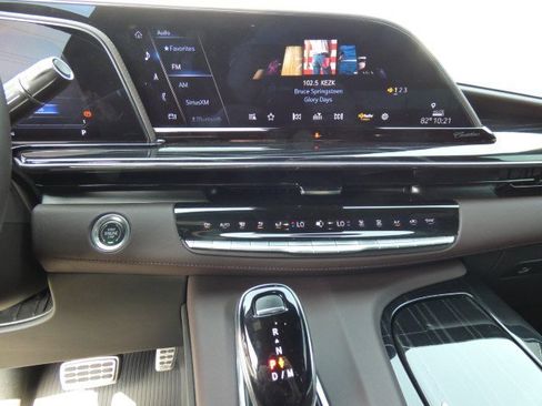 Used 2024 Cadillac Escalade V image 13