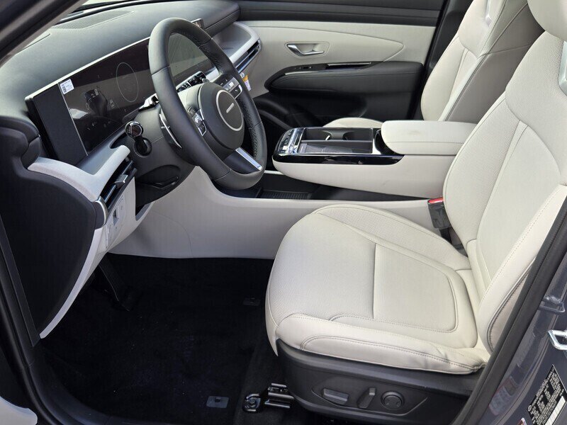 New 2026 Hyundai Tucson Limited FWD image 5