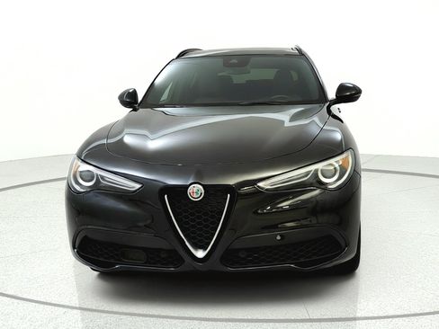 Used 2022 Alfa Romeo Stelvio Ti w/ Active Assist Plus Package AWD/4WD image 2