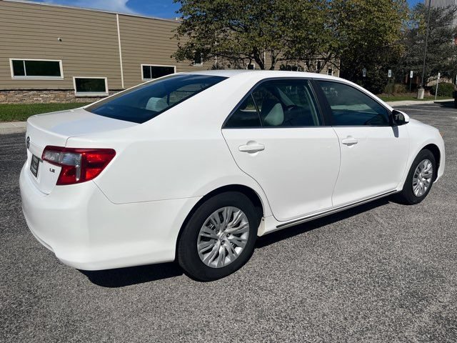 Used 2012 Toyota Camry LE FWD image 4