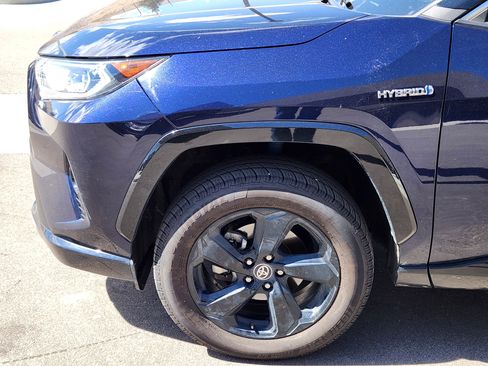 Used 2021 Toyota RAV4 XSE w/ XSE Grade Weather Package image 8