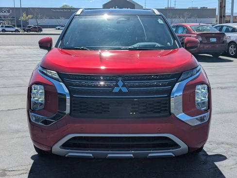 Used 2025 Mitsubishi Outlander 4WD Plug-In Hybrid image 10