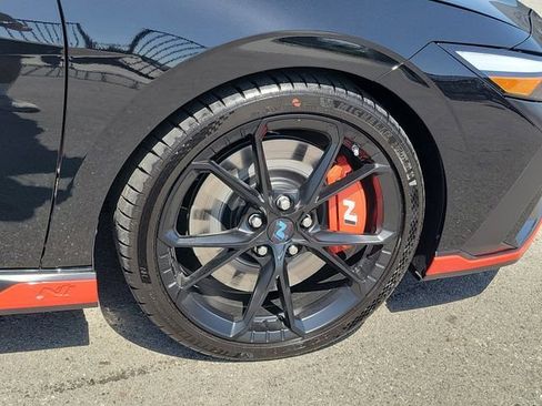 New 2026 Hyundai Elantra N FWD image 32