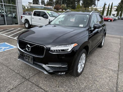 Used 2019 Volvo XC90 T6 Momentum w/ Advanced Package image 1
