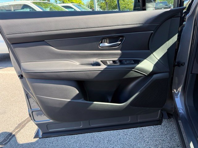 New 2026 Nissan Murano SV AWD/4WD image 16