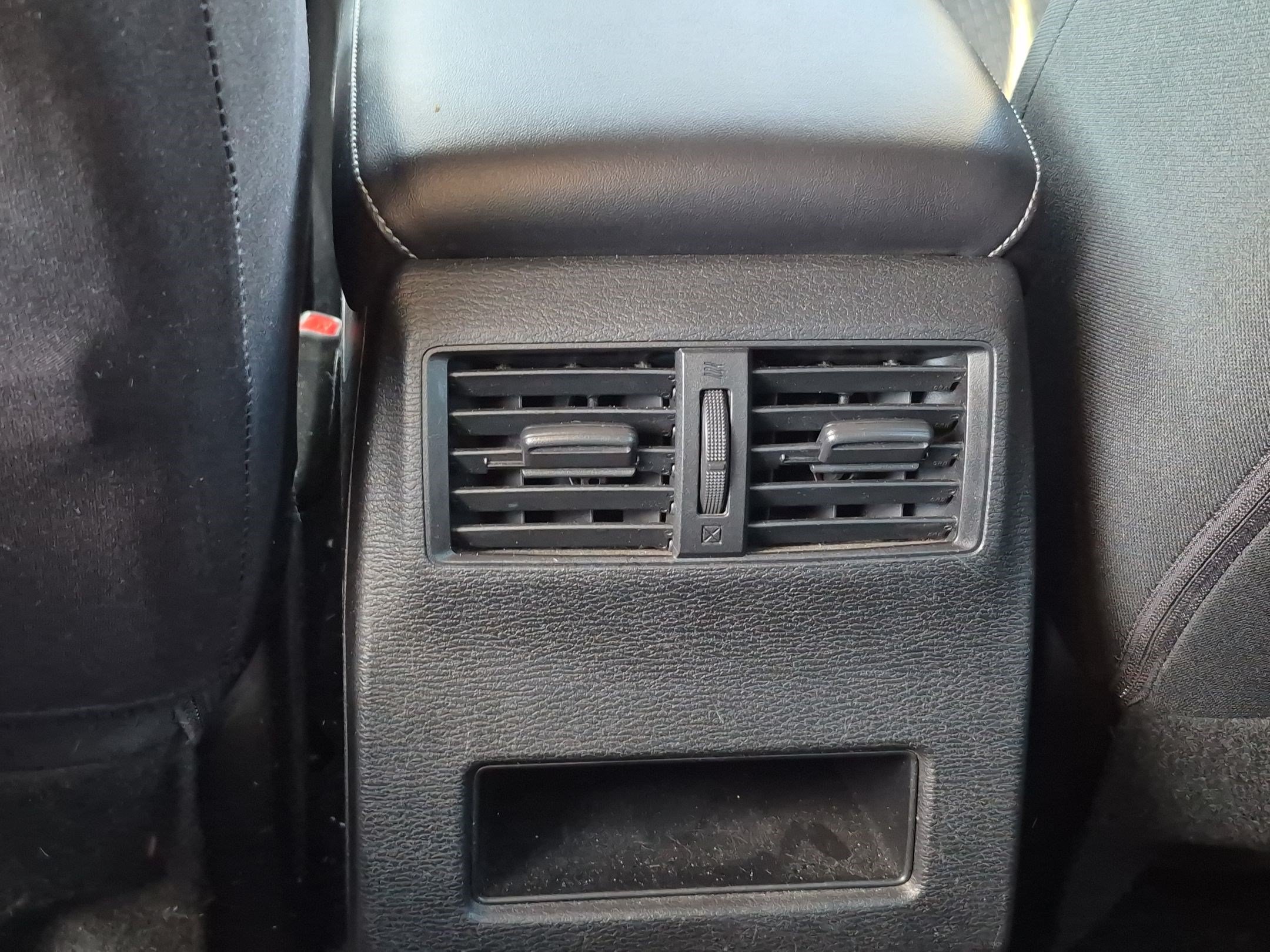 Used 2022 Mitsubishi Outlander ES AWD/4WD image 25