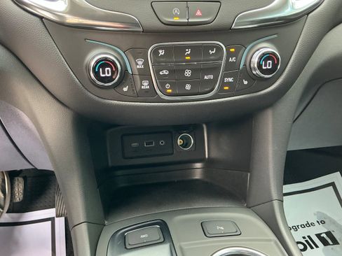 Certified 2024 Chevrolet Equinox LT w/ LPO, Floor Liner Package image 9