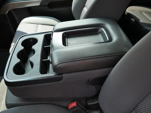 Used 2019 Chevrolet Silverado 1500 LT AWD/4WD image 23