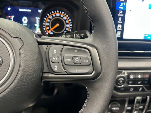 New 2025 Jeep Wrangler Sport S image 19