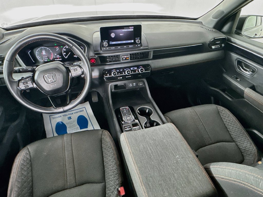 Used 2023 Honda Pilot Sport image 26