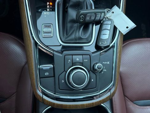 Used 2017 MAZDA CX-9 Signature image 27
