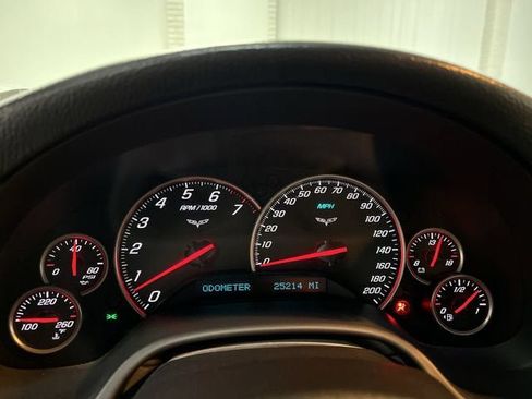 Used 2005 Chevrolet Corvette Convertible w/ Preferred Equipment Group RWD image 12