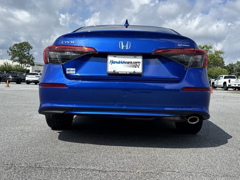 Used 2024 Honda Civic Sport image 9