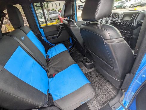 Used 2014 Jeep Wrangler Altitude image 17