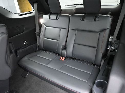 New 2026 Ford Explorer ST-Line w/ ST-Line Street Pack AWD/4WD image 29