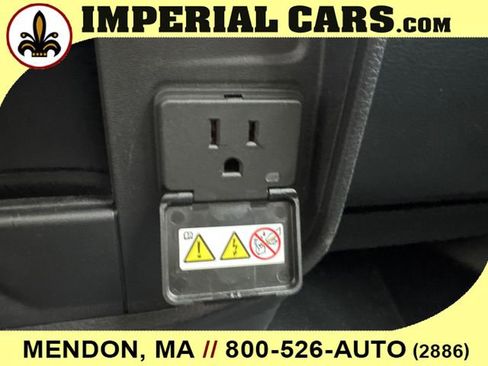 New 2024 RAM 2500 Tradesman w/ Chrome Appearance Group image 25