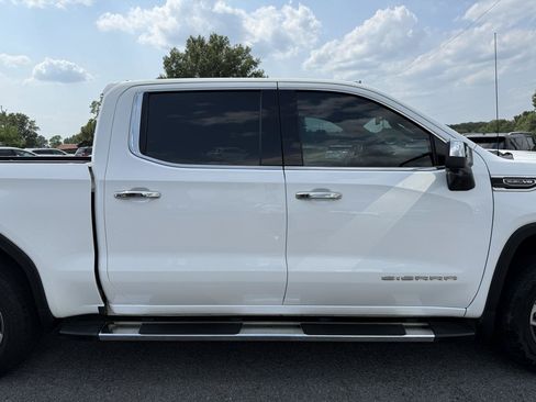 Used 2022 GMC Sierra 1500 SLT w/ SLT Premium Package AWD/4WD image 41