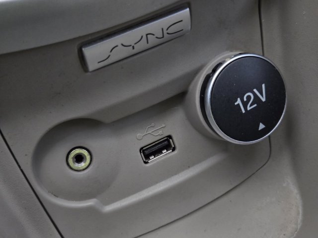 Used 2019 Ford Fiesta SE FWD image 25