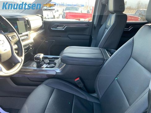 Used 2024 Chevrolet Silverado 1500 LTZ w/ LTZ Convenience Package II image 9