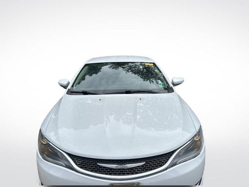 Used 2016 Chrysler 200 Limited w/ Convenience Group FWD image 6