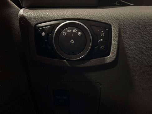 Used 2019 Ford F150 XLT w/ Heavy-Duty Payload Package image 42