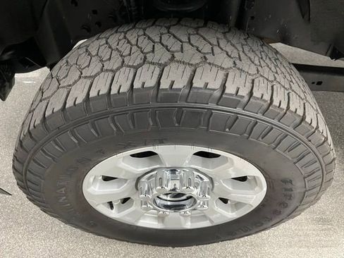 Used 2023 Ford F350 XLT w/ 360-Degree Camera Package AWD/4WD image 15