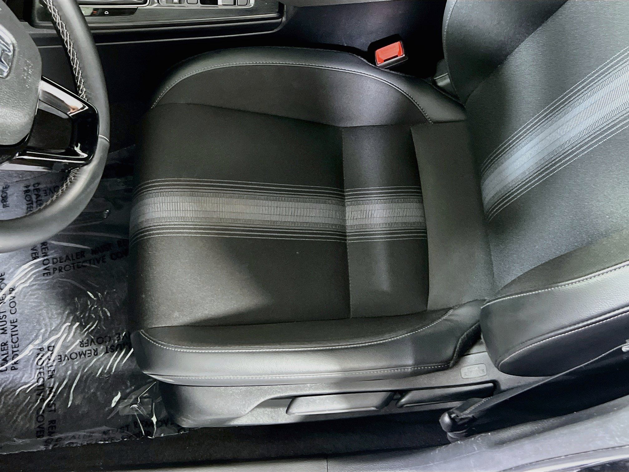 Used 2023 Honda Civic Sport image 18