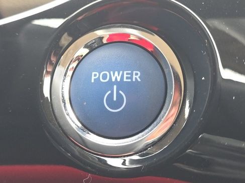 Used 2018 Toyota Prius Two w/ Prius Two Safety Plus Package image 21