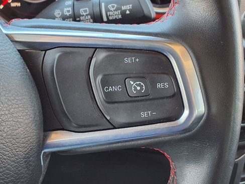 Used 2018 Jeep Wrangler Unlimited Rubicon AWD/4WD image 24