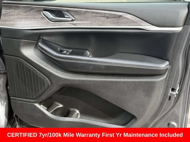 Certified 2023 Jeep Grand Cherokee Limited AWD/4WD image 8