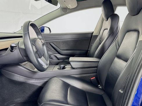 Used 2018 Tesla Model 3 Long Range image 11