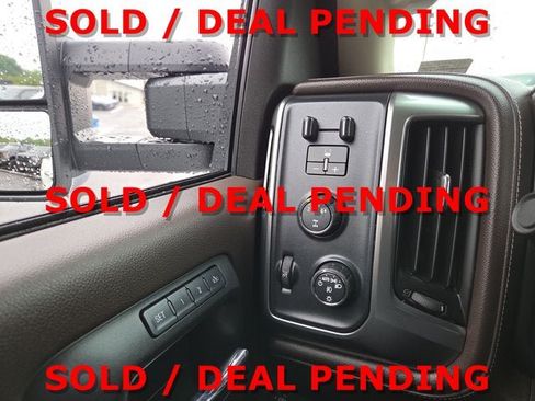 Used 2015 Chevrolet Silverado 2500 LTZ w/ Duramax Plus Package AWD/4WD image 19