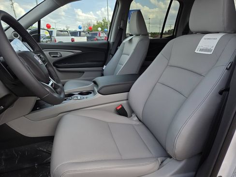 New 2026 Honda Ridgeline RTL image 17