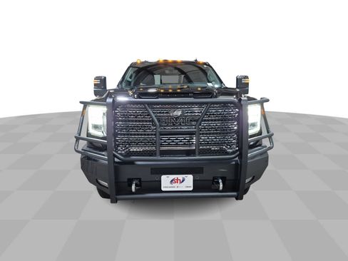 Used 2023 GMC Sierra 3500 Denali w/ Denali Ultimate Package AWD/4WD image 3