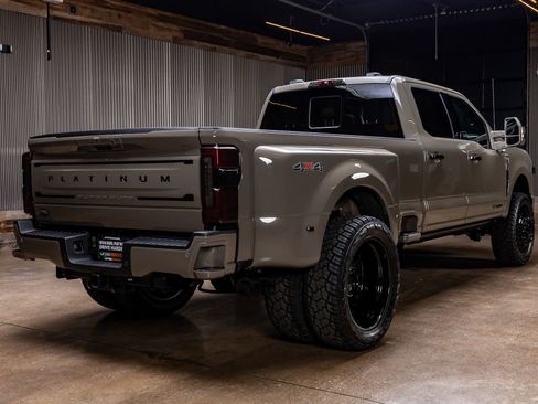 Used 2026 Ford F350 Platinum image 10