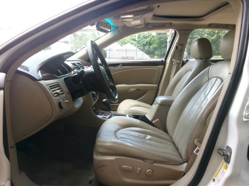 Used 2007 Buick Lucerne CXL w/ Luxury Package FWD image 10