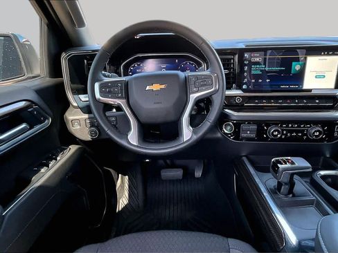 Used 2026 Chevrolet Silverado 1500 LT w/ Z71 Off-Road Package AWD/4WD image 5