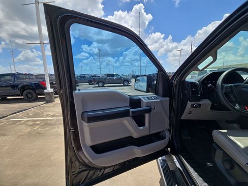 Used 2018 Ford F150 XL w/ Equipment Group 101A Mid RWD image 12