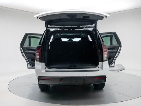 Used 2023 Chevrolet Tahoe Z71 w/ Luxury Package AWD/4WD image 20