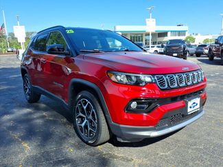 Used 2025 Jeep Compass Limited AWD/4WD video 1
