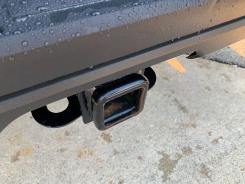 Used 2024 Toyota Tundra Platinum AWD/4WD image 18